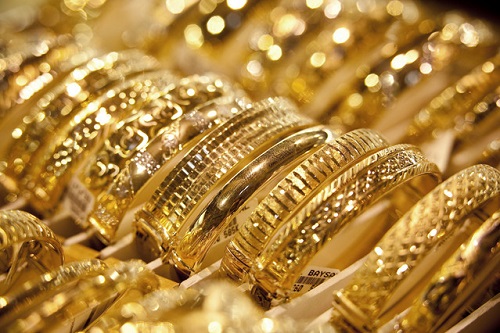 Indiërs importeren in november volgens schattingen opnieuw meer dan 100 ton goud